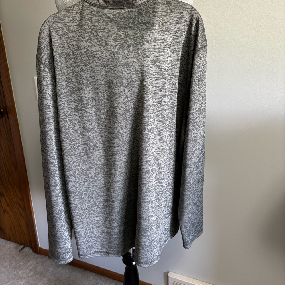 Quarter zip - Picture 2 of 4
